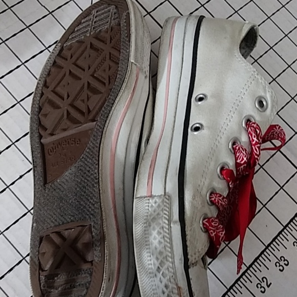 😍😘 Converse White Sneakers Festive laces - Picture 4 of 5